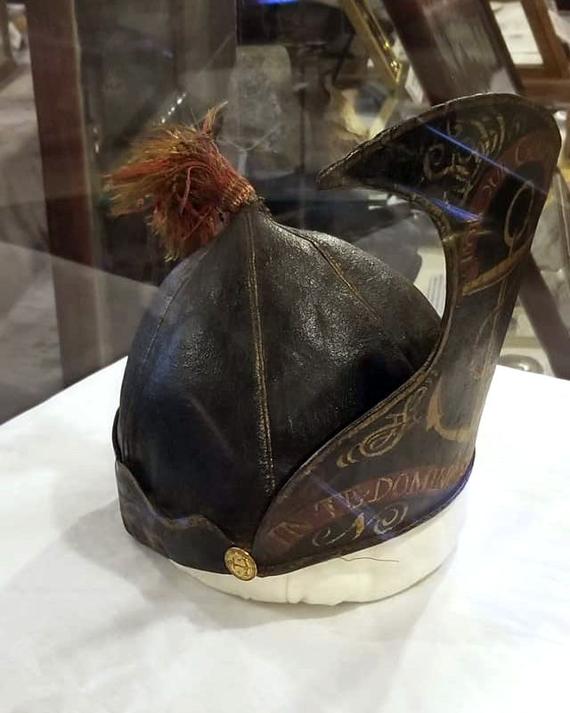 Rhode Island's United Train of Artillery leather cap (American Revolutionary War)